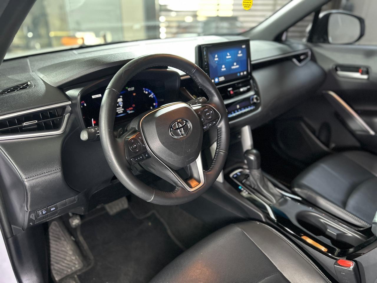 COROLLA CROSS - XRE 2.0 - 2023 - KM 31.500