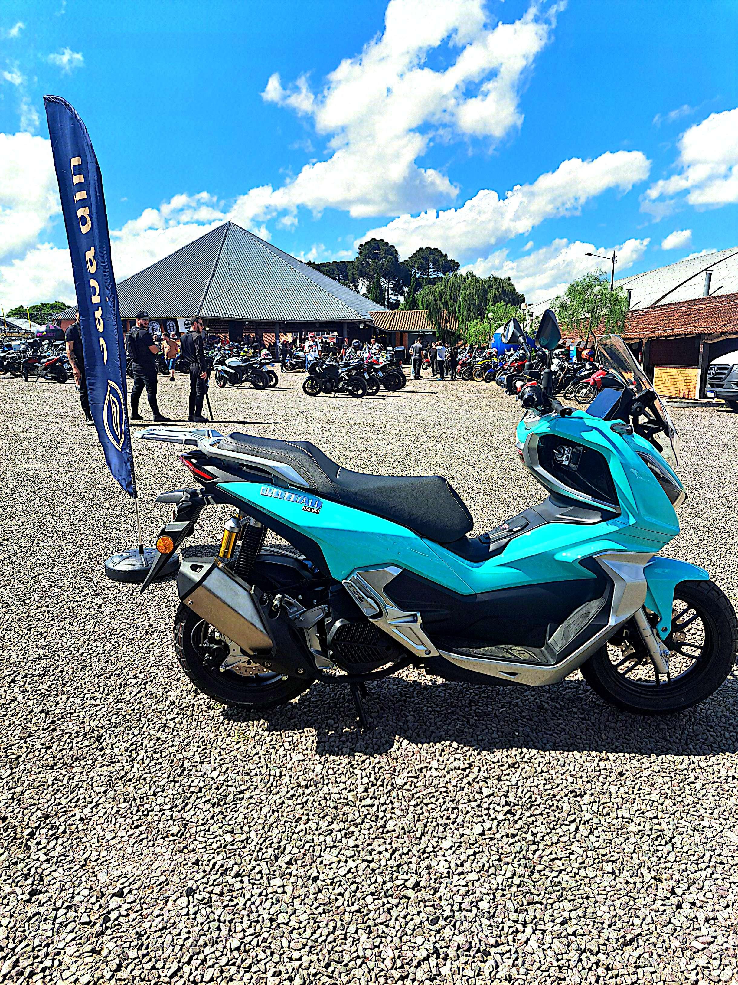 URBAN  150