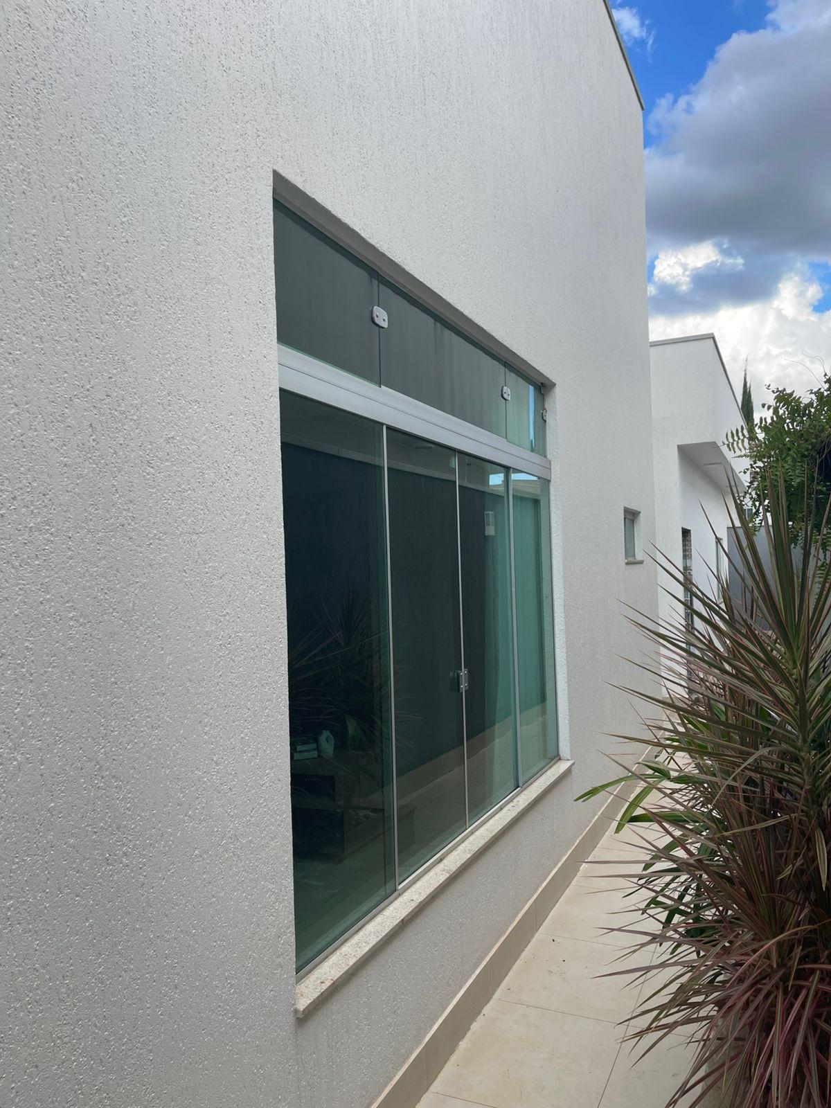 Portas e Janelas de Blindex 