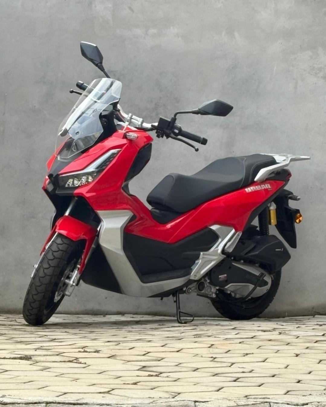 URBAN  150