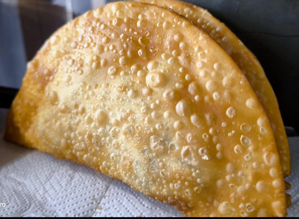 Pastel de Carne, Pizza, Frango , Queijo