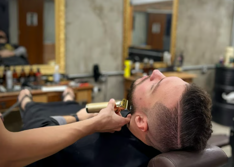 Comboterapia (corte + barbaterapia)